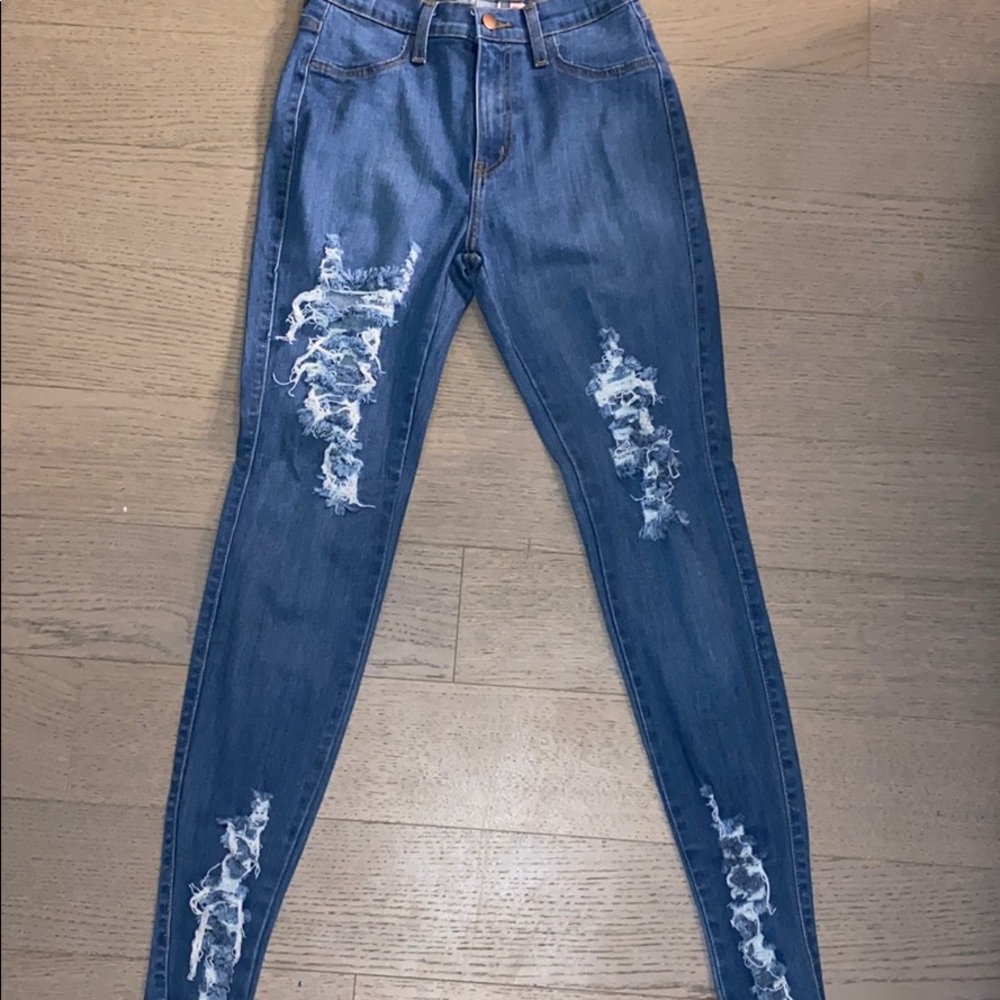 Ripped legging jeans